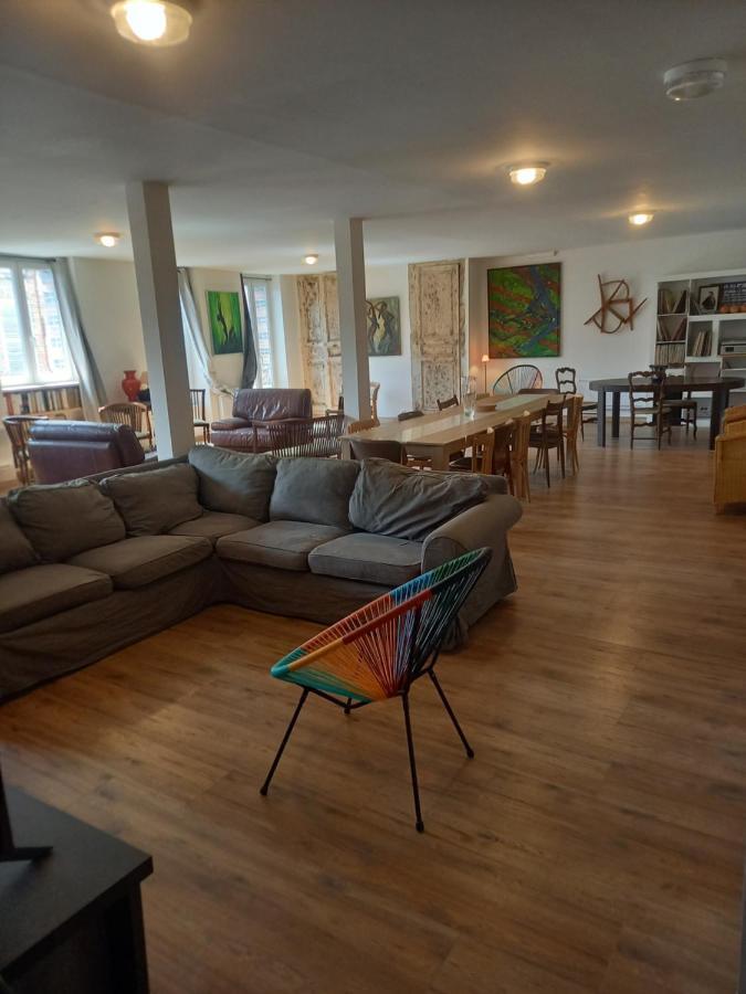 Logement Entier Spacieux Et Confortable A 1 H De Paris Courtenay  Exterior foto